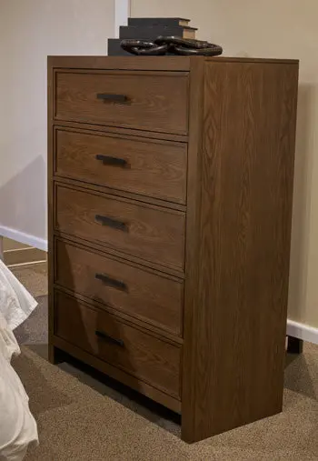 Dacylyn 5-Drawer Tall Chest Of Drawers 1